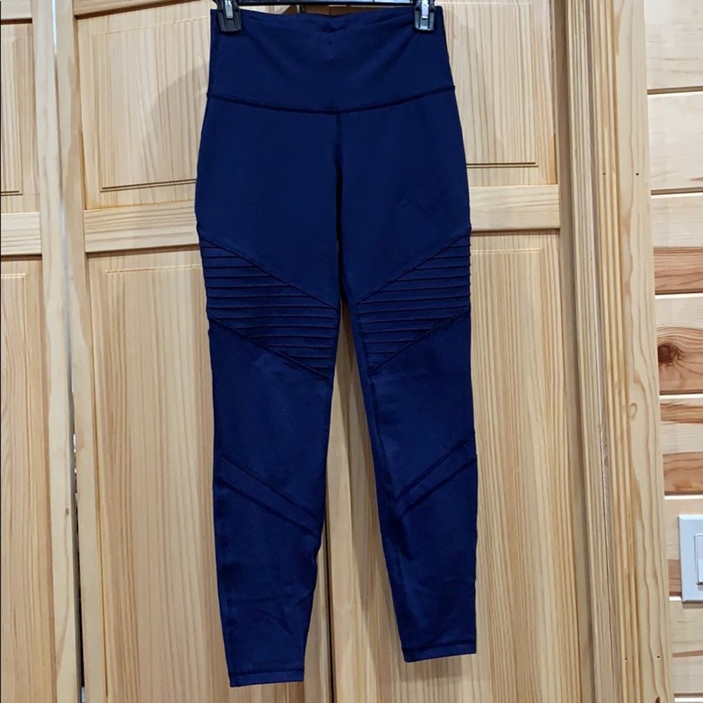 7/8 Textured Leggings